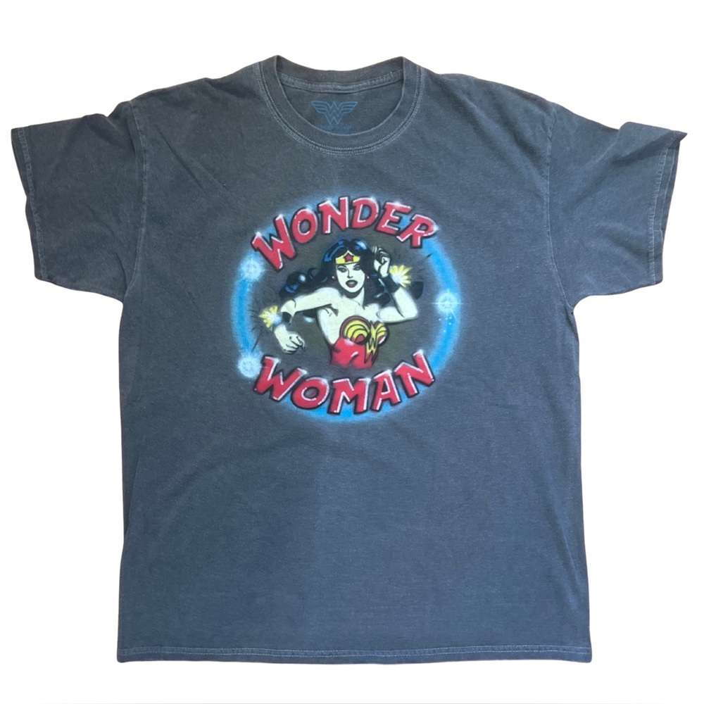 Wonder Woman Graphic Tee - Gray